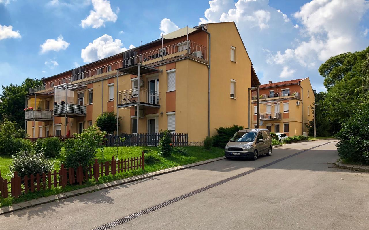 Luxory Home Πετς Εξωτερικό φωτογραφία